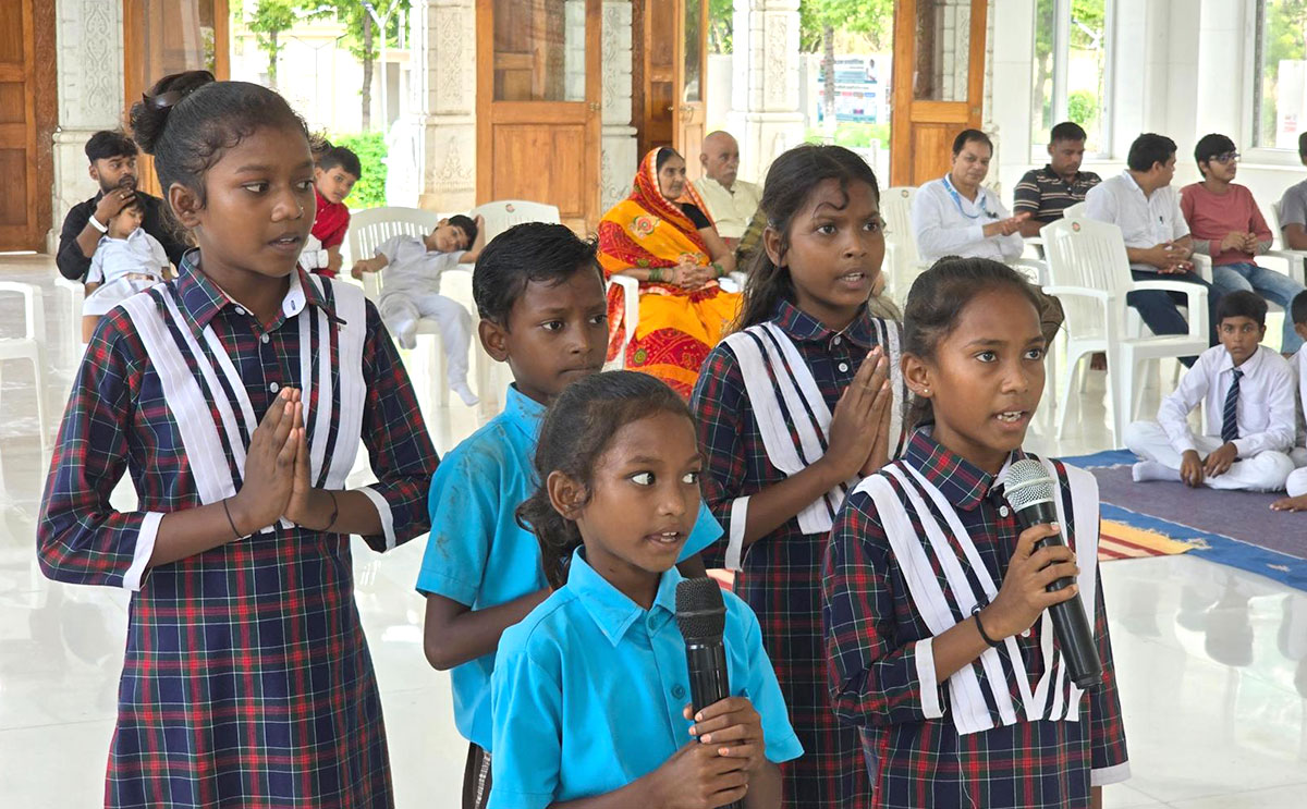 Celebrations of Bhagwan Mahavir’s birth during Paryushan