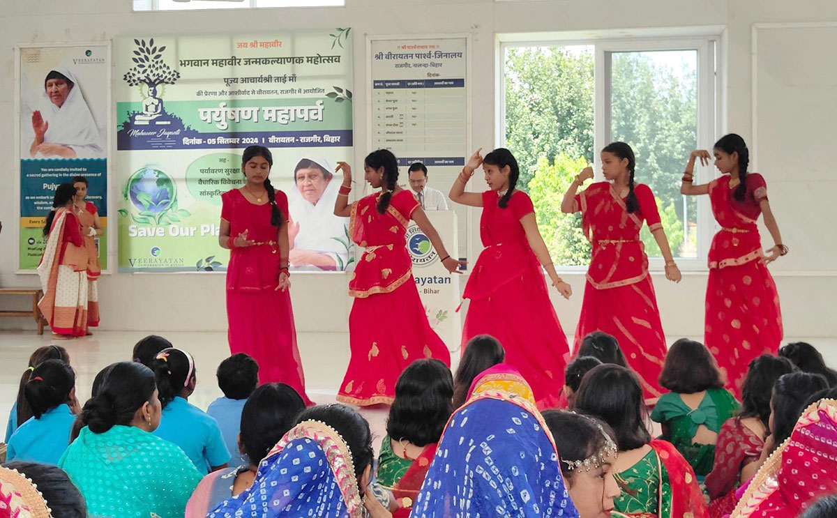 Celebrations of Bhagwan Mahavir’s birth during Paryushan